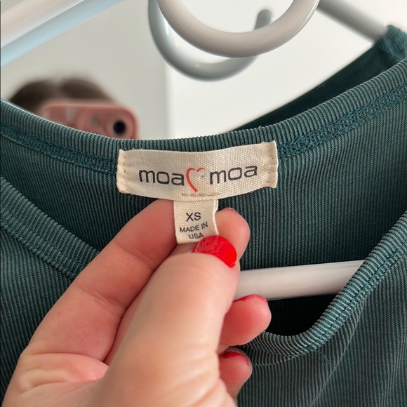 Turquoise Ruched Top - Picture 2 of 6